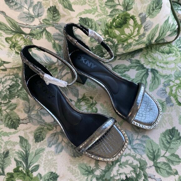 DKNY Womens Wenda Ankle Strap Dress Sandal - Nickel, Size 6 - Picture 2 of 9
